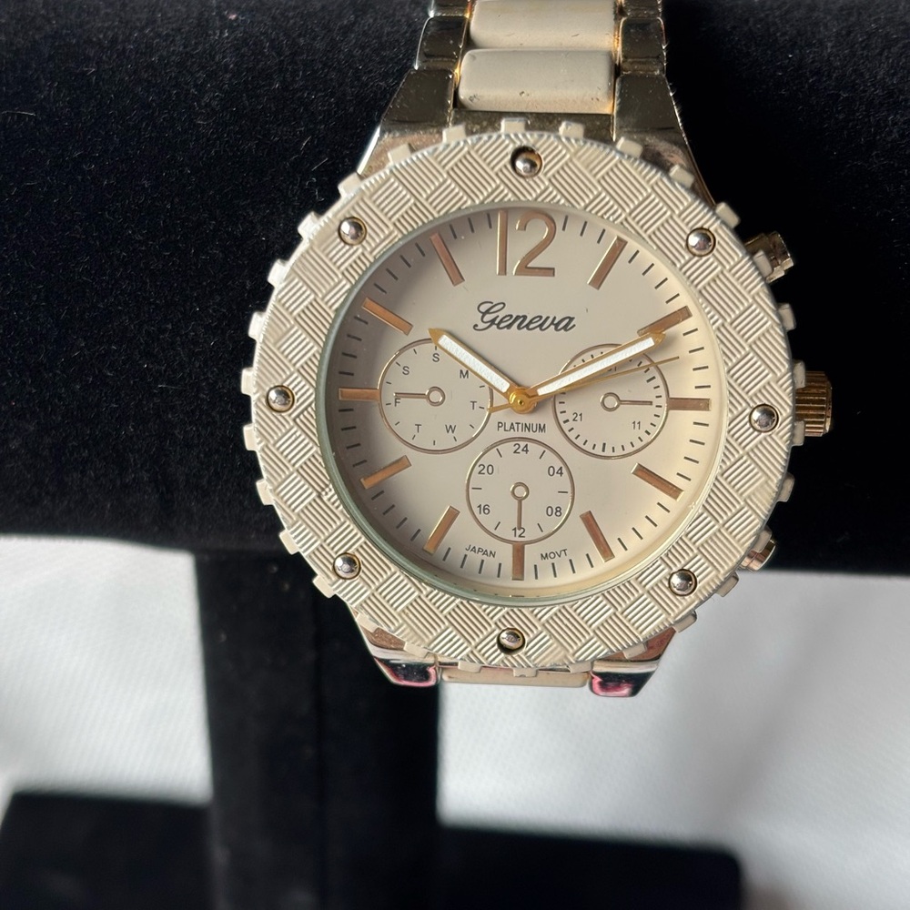 Geneva Gold and Cream Textured Watch